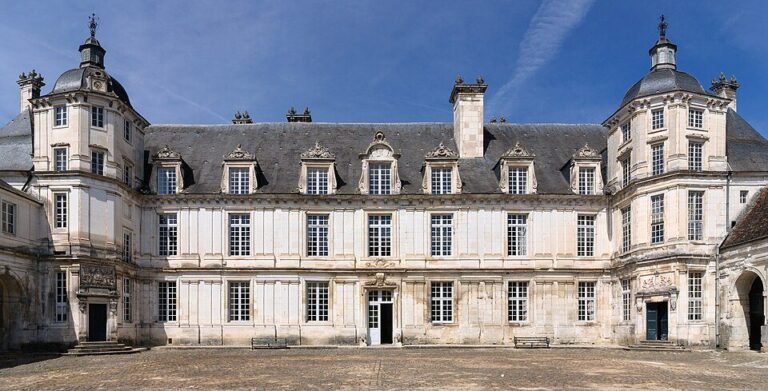 Château de Tanlay