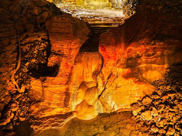Grotte de la Balme